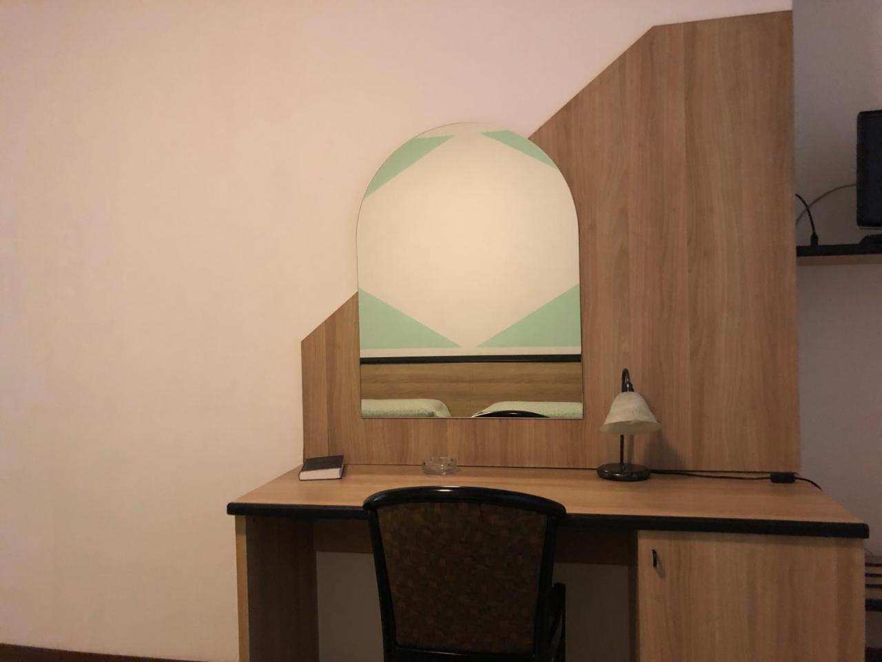 Hotel Roma Cassano Magnago Bagian luar foto